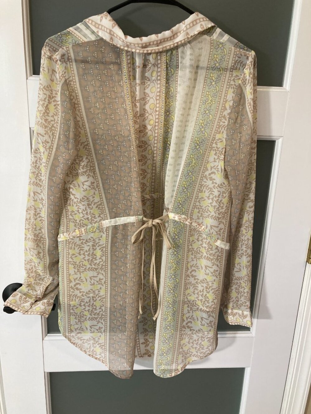 Free People Sz M Floral Print Sheer Button Front Blouse Long Sleeve Polyester -S - Picture 5 of 8
